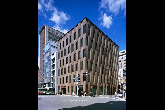 南東側全景　© 河合 止揚