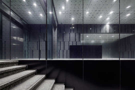 エントランス01