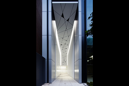 パサージュ（エントランスアプローチ）