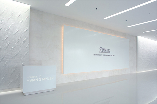 Entrance Hall　©Onishi Koji, JK-Creation