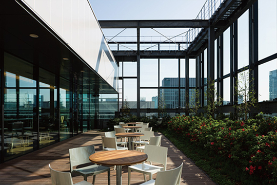 12階テラス　©株式会社エスエス 東京支店：走出 直道