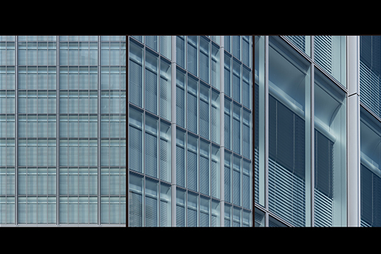 カーテンウォール詳細　©井上 登