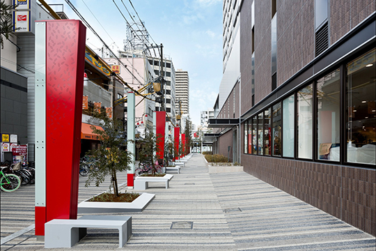 天神橋筋商店街側外構