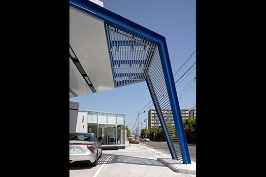 ディスペンサー棟　©(株)セゾン