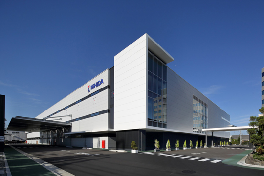 フレームのデザイン　©エスエス大阪