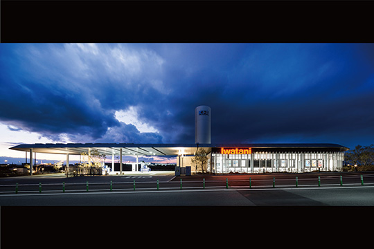 外観（夜景）　©ヴィブラフォト　浅田 美浩