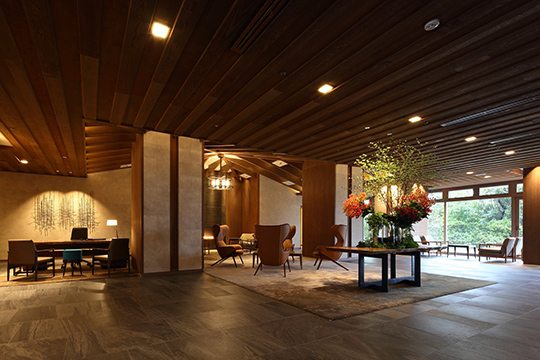 ザクラシックロビー　©プライズ　山崎浩治