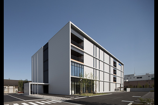 外観　©伸和/薮内