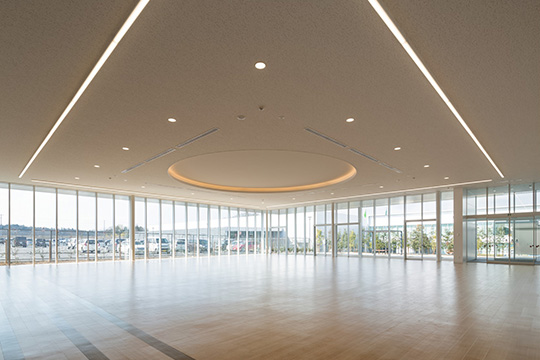 食堂　©株式会社エスエス