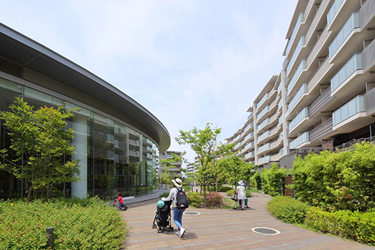 Ｃ棟外観　©山崎 浩治