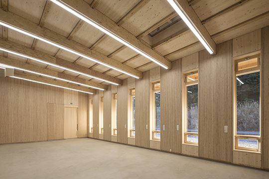 事務室　©新建築社写真部