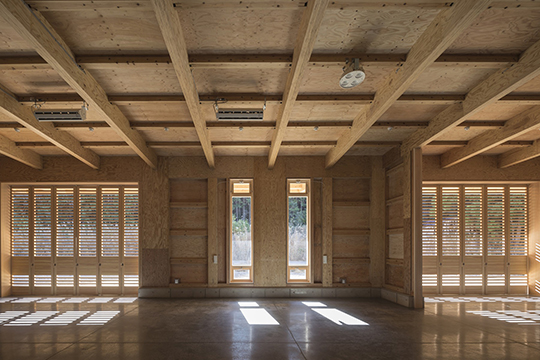 乾燥室　©新建築社写真部