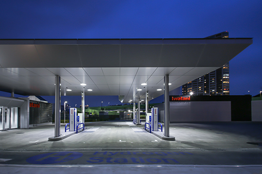 夜景　©桑水建築写真工房