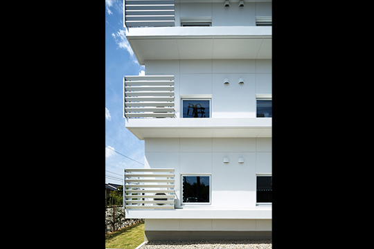 寮室ファサード　©川澄・小林研二写真事務所