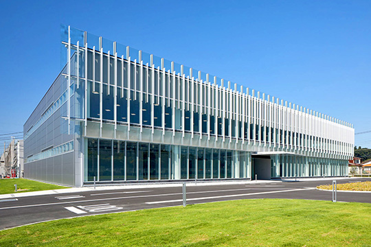 メインファサード　©ナカサアンドパートナーズ