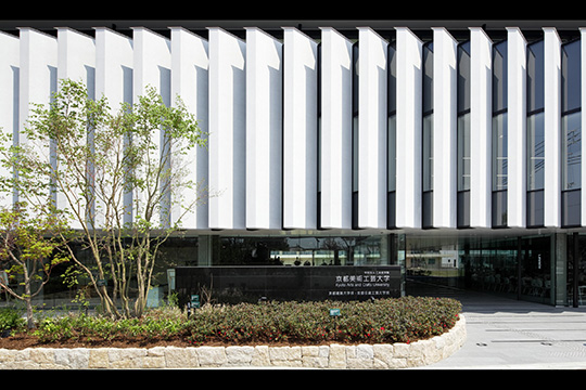 正面エントランス　©SS大阪