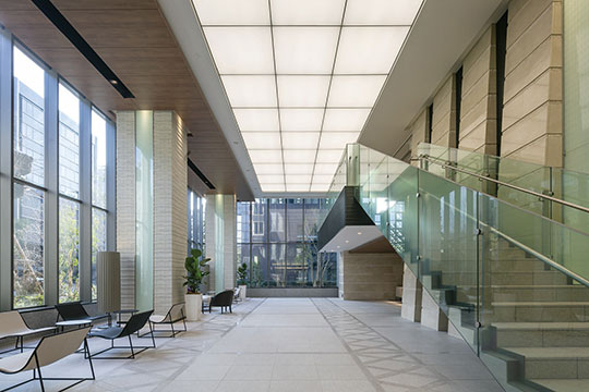 光のメインロビー