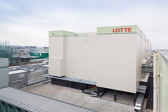 既存建物との調和を図る色彩デザイン ©クドウフォト