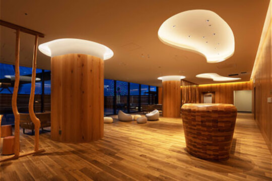 スパロビー ©︎伸和