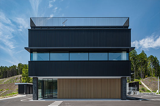 整備棟 ©︎(株)伸和