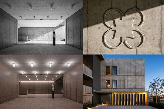 エントランスホール、立体サイン ©︎川澄・小林研二写真事務所