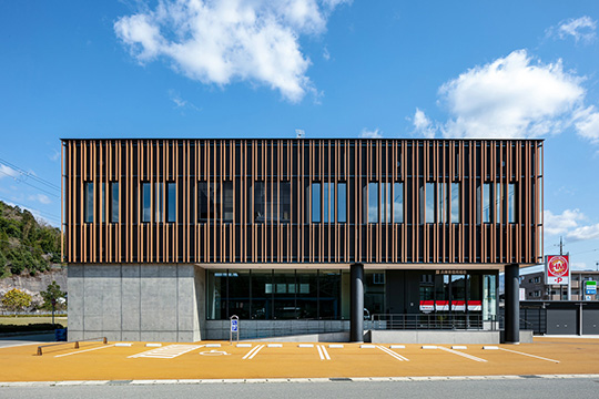 南側外観 ©エスエス