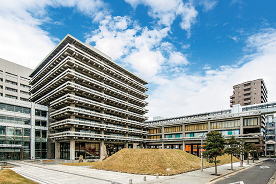 南西面外観 ©提供 香川県