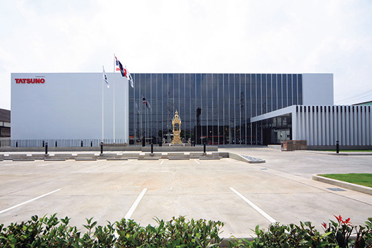 Front approach ©Rutchakorn&Satapat