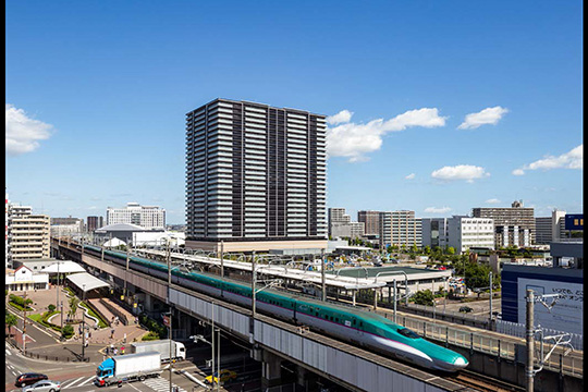 新しい街に建つ、新しいシンボル ©川澄・小林研二写真事務所