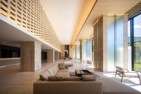 感性に響き、感性を育む、エントランスホール ©川澄・小林研二写真事務所