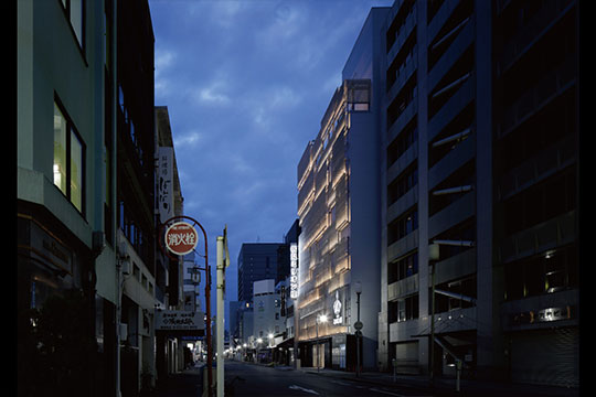 街の灯りとなる外観 ©︎ナカサ&パートナーズ